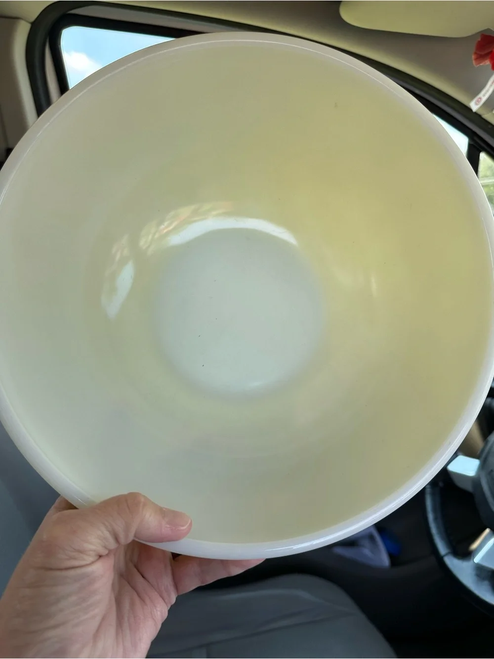 Pyrex sturdy mixing